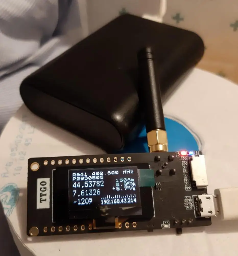 ليليجو ®   TTGO LoRa32 V2.1_1. - مراجعة Oled Display Module وسعره